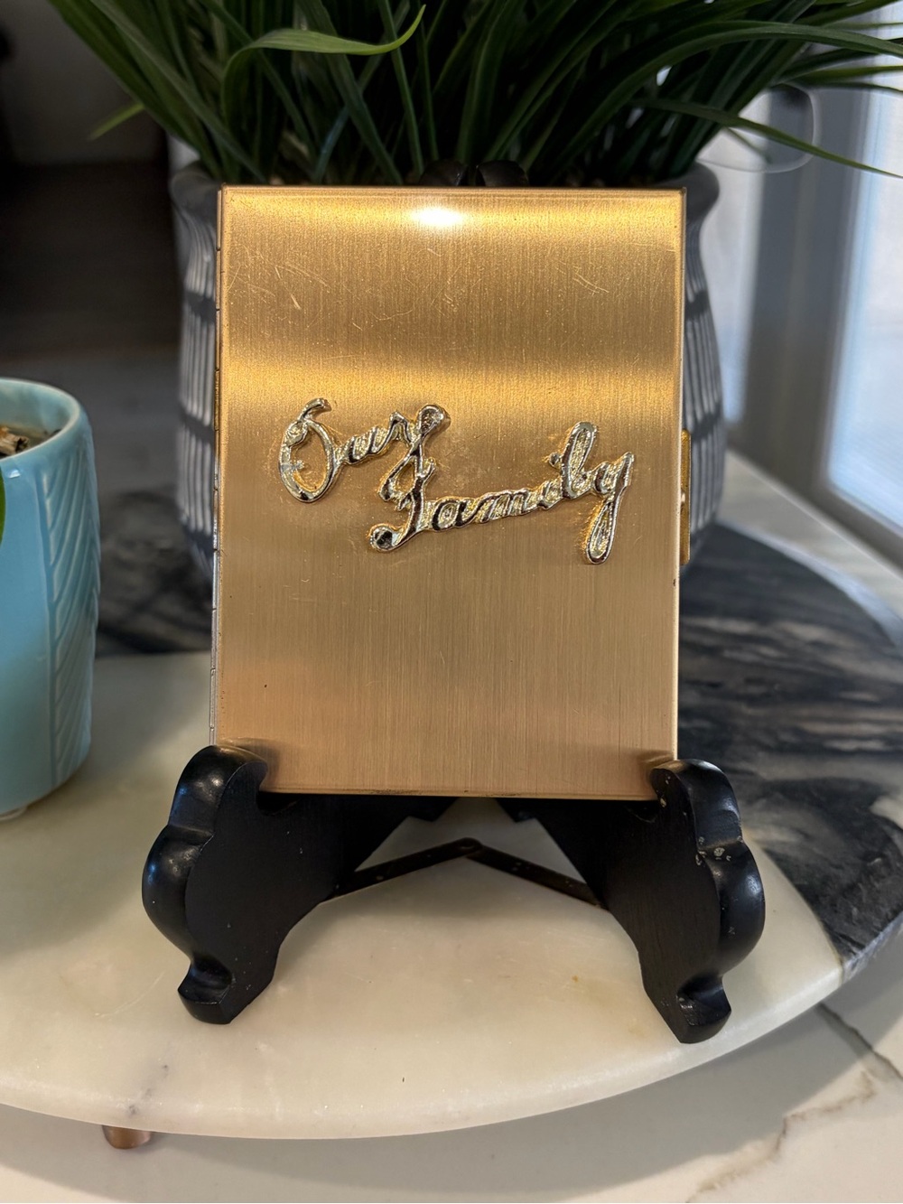 Vintage Gold 'Our Family' Decorative Photo Holder
